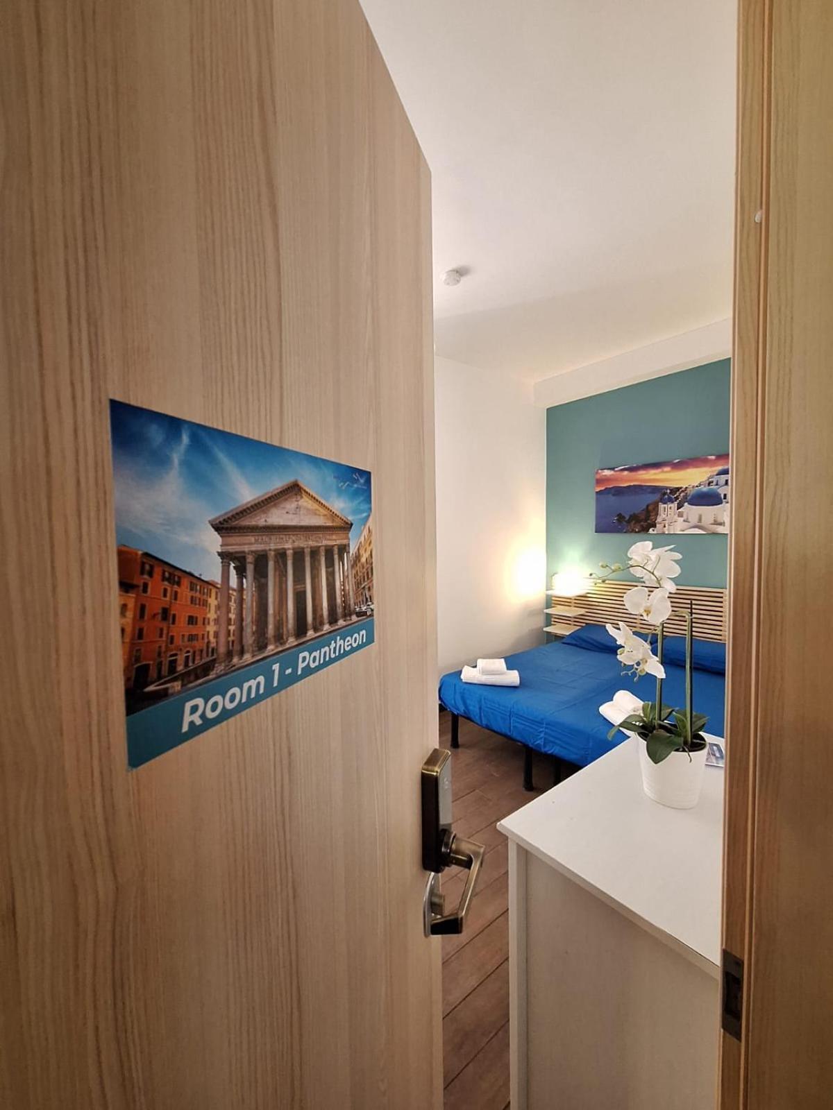 Camera Matrimoniale/Doppia con Letti Singoli con Bagno Privato